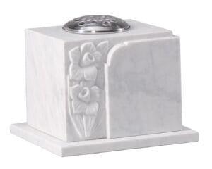 wg279 memorial vase with carved daffodils